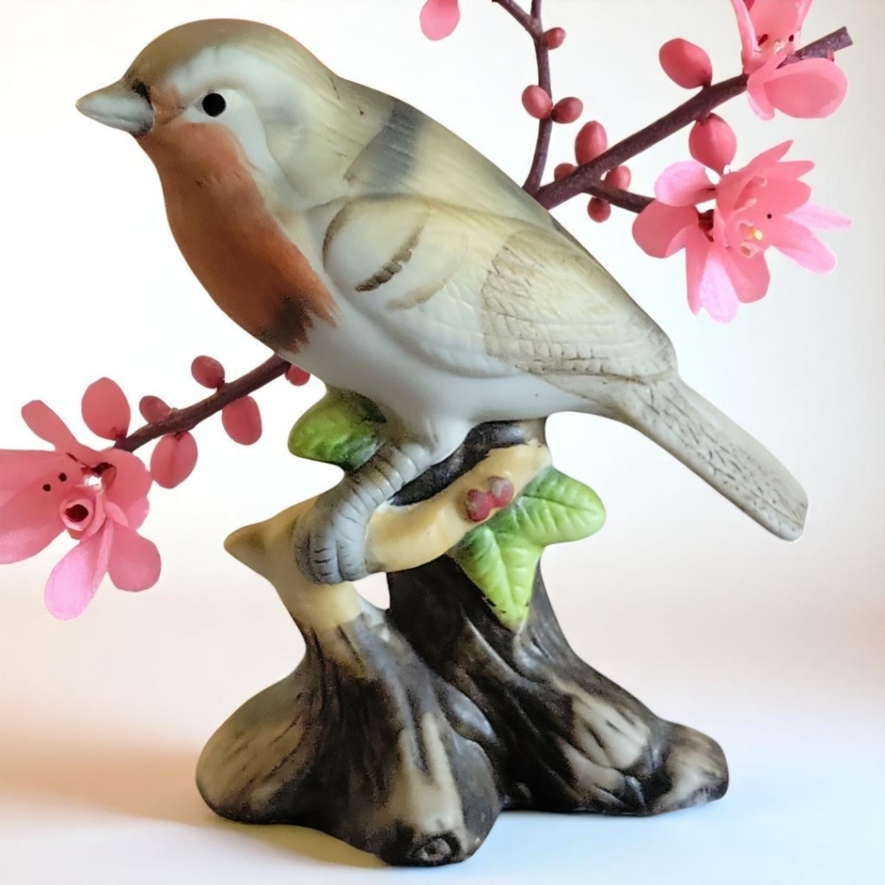Vtg Porcelain China Ted Breasted Robin Bird by Woolbro